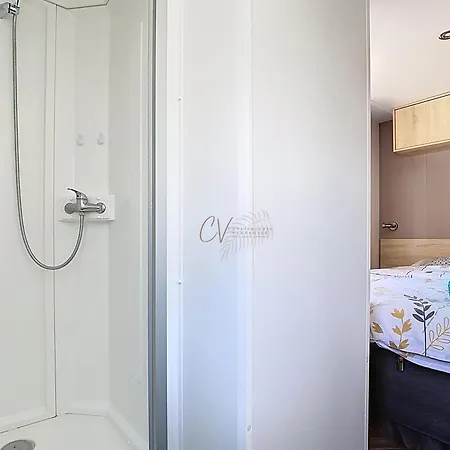 Holiday home Mobil-home Ja 68 A - La Carabasse - Siblu Avec Piscine *